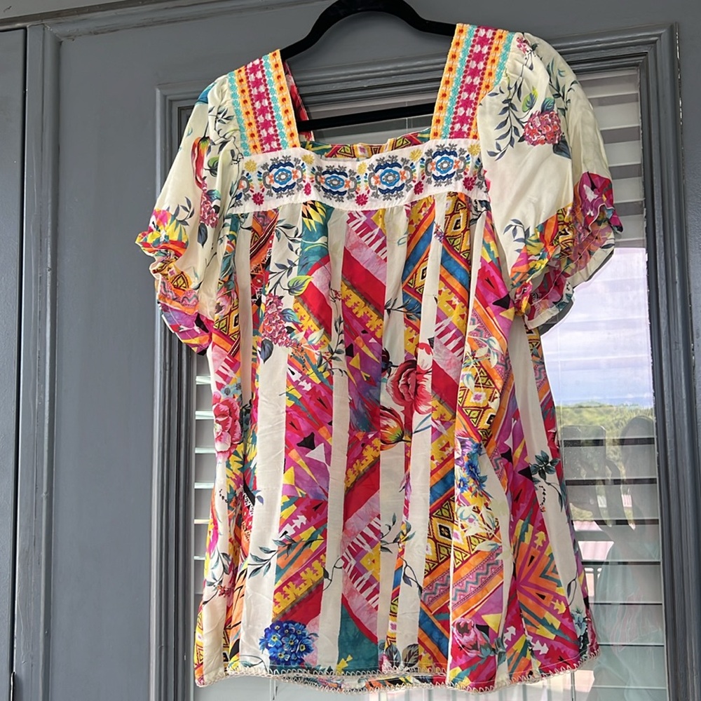 Johnny Was, size medium top. - Picture 3 of 3